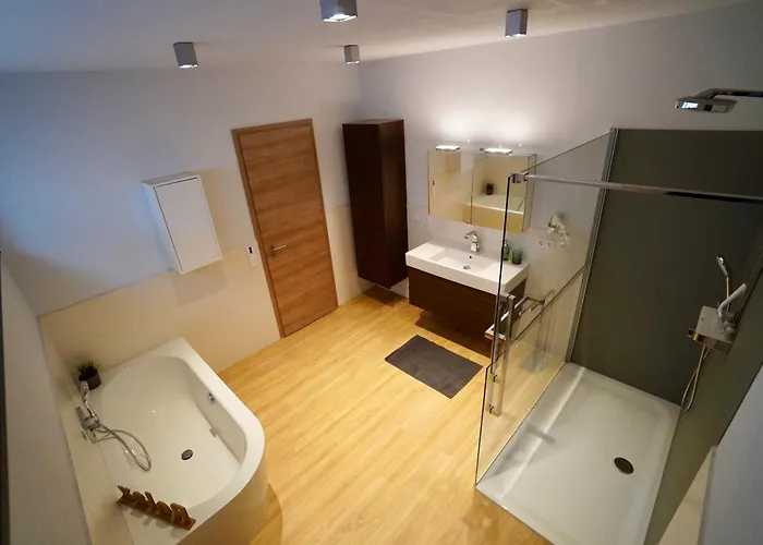 Rebenhof * Neustadt an der Weinstraße